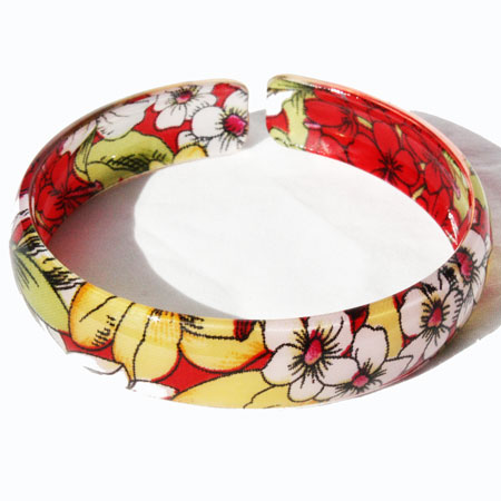 Red Acrylic Floral Bangle