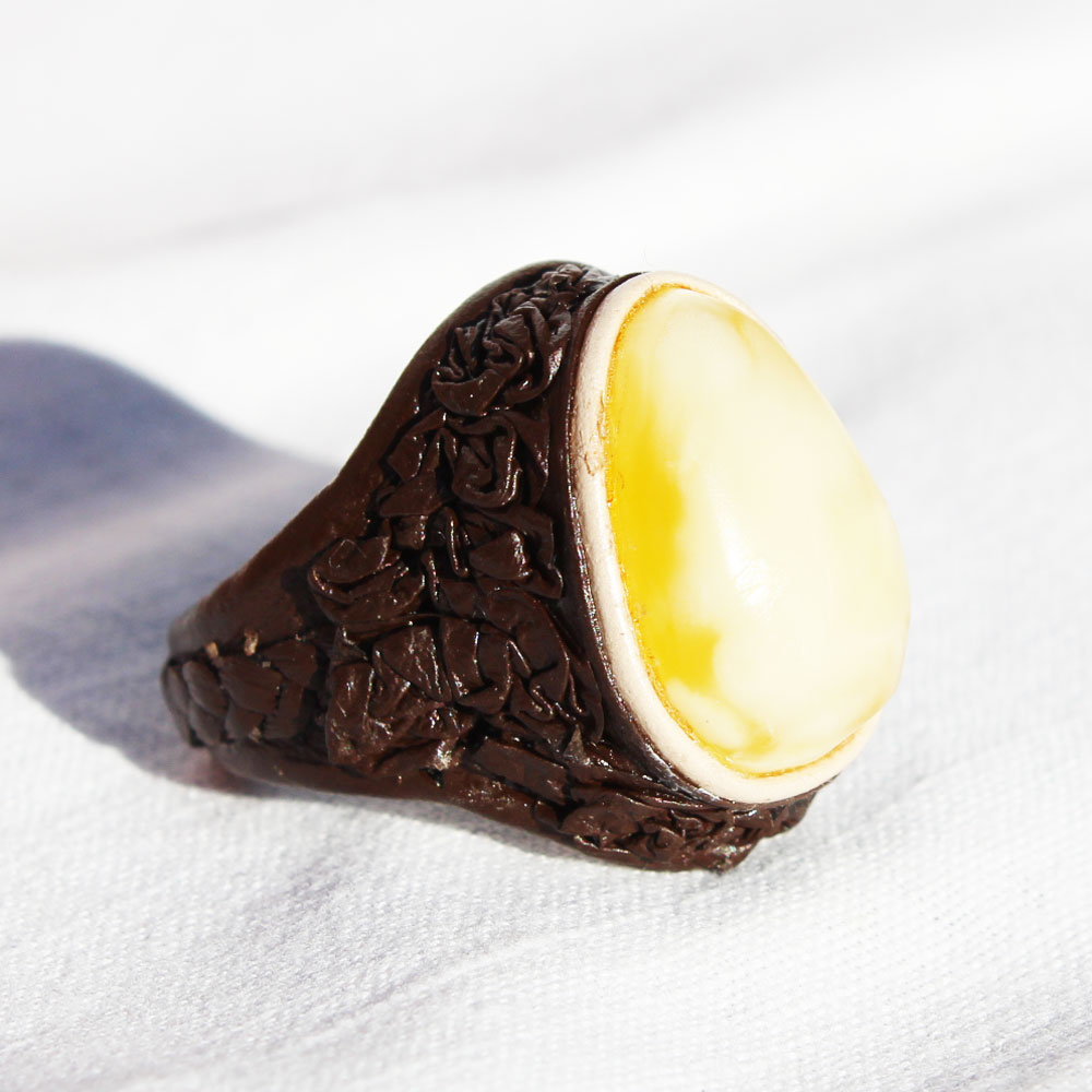 Baltic Amber - Leather Ring 7