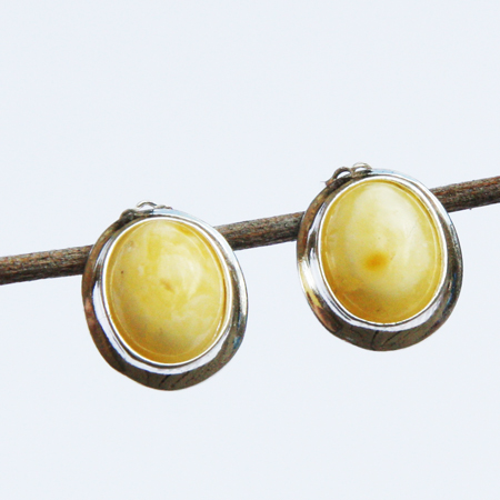 Amber Silver White Studs 107