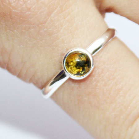 Amber Ring - Little Charm 4