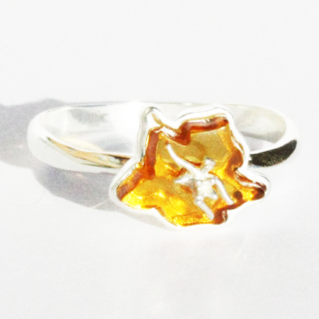 Honey Amber Ring - Flower