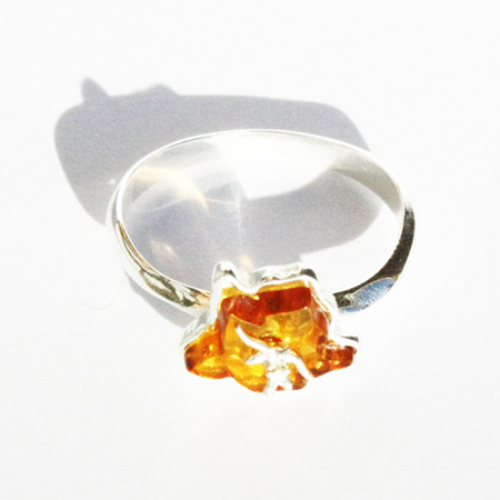 Amber Ring - Flower
