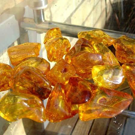 Tumble-polished Amber 4 gram