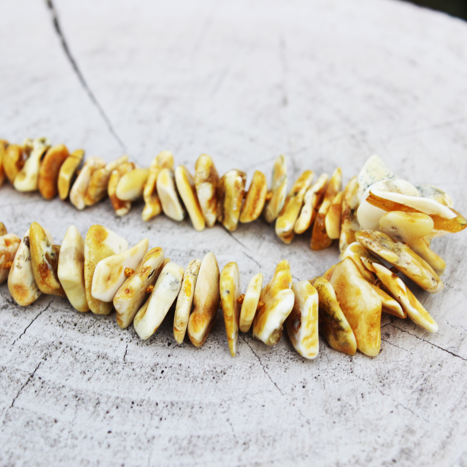 Butter Amber Necklace - Spikes 